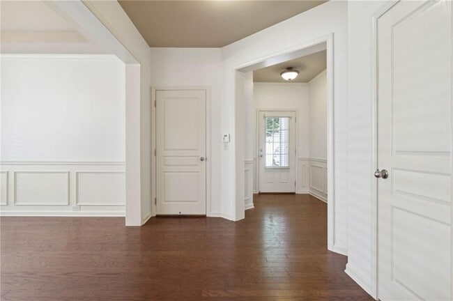 Building Photo - 655 Township Cir