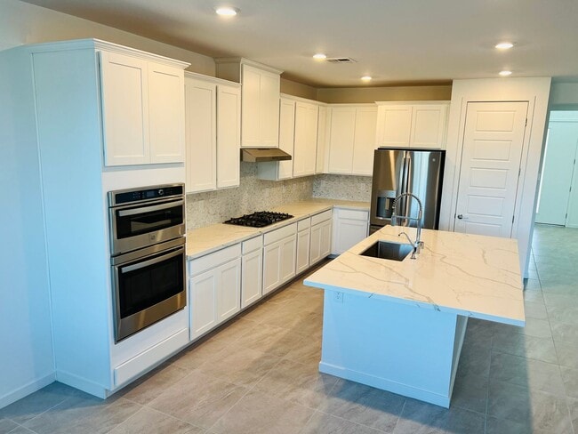 Building Photo - New Summerlin View