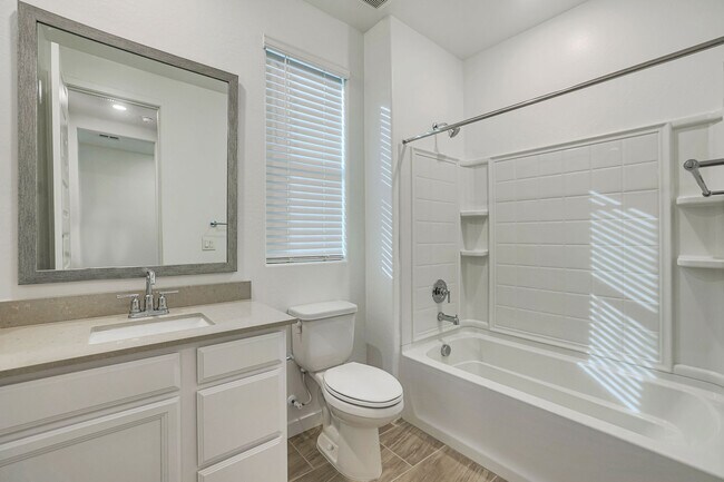 Building Photo - 12881 N 145th Dr