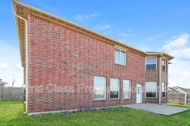 Building Photo - 3325 NW 177th Ct