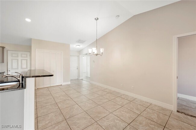 Building Photo - 4208 SW 7th Pl