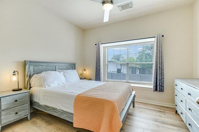 Building Photo - 2913 Saville Loop