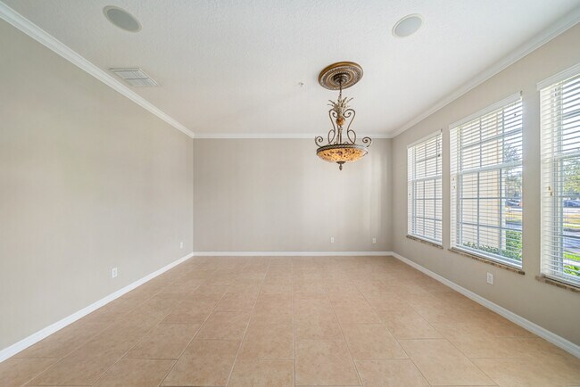 Building Photo - 2911 Upper Park Rd