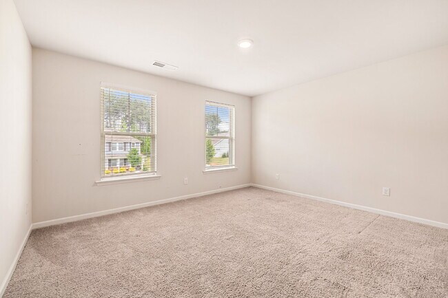 Building Photo - Spacious 4-Bedroom Gem with 2.5 Baths –2216 Sussex Road in York, SC with Clover Schools! Monthly ...