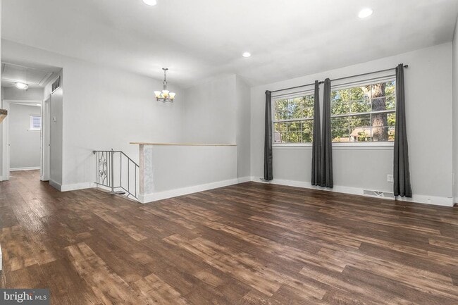 Building Photo - 309 California Trail