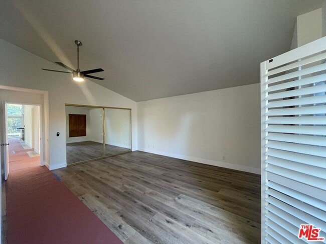 Building Photo - 4304 Park Corona