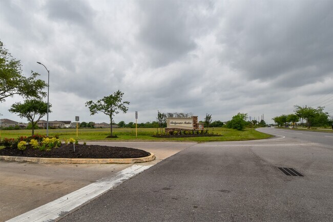 Building Photo - 3615 Bridgebluff Ln