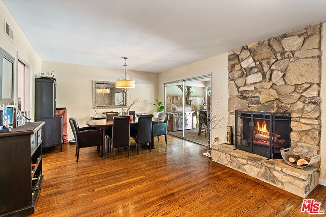 Building Photo - 12237 Hesby St