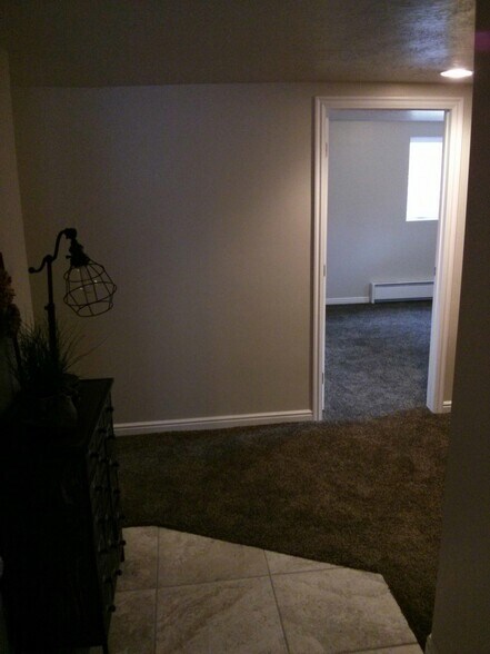 Entry - 373 N 800 W