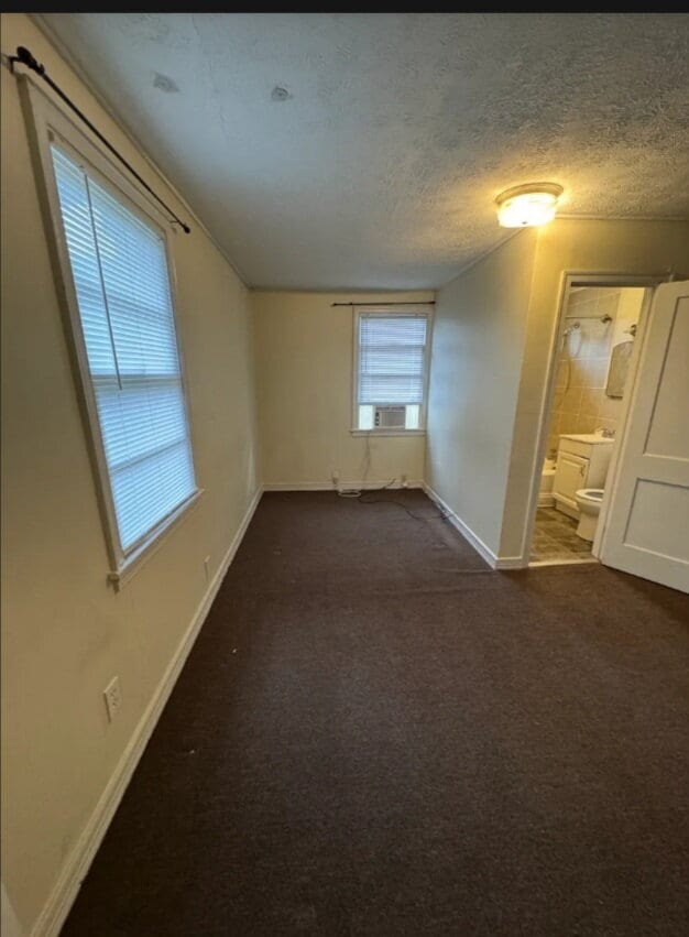 Building Photo - Efficient one bedroom in Midtown!