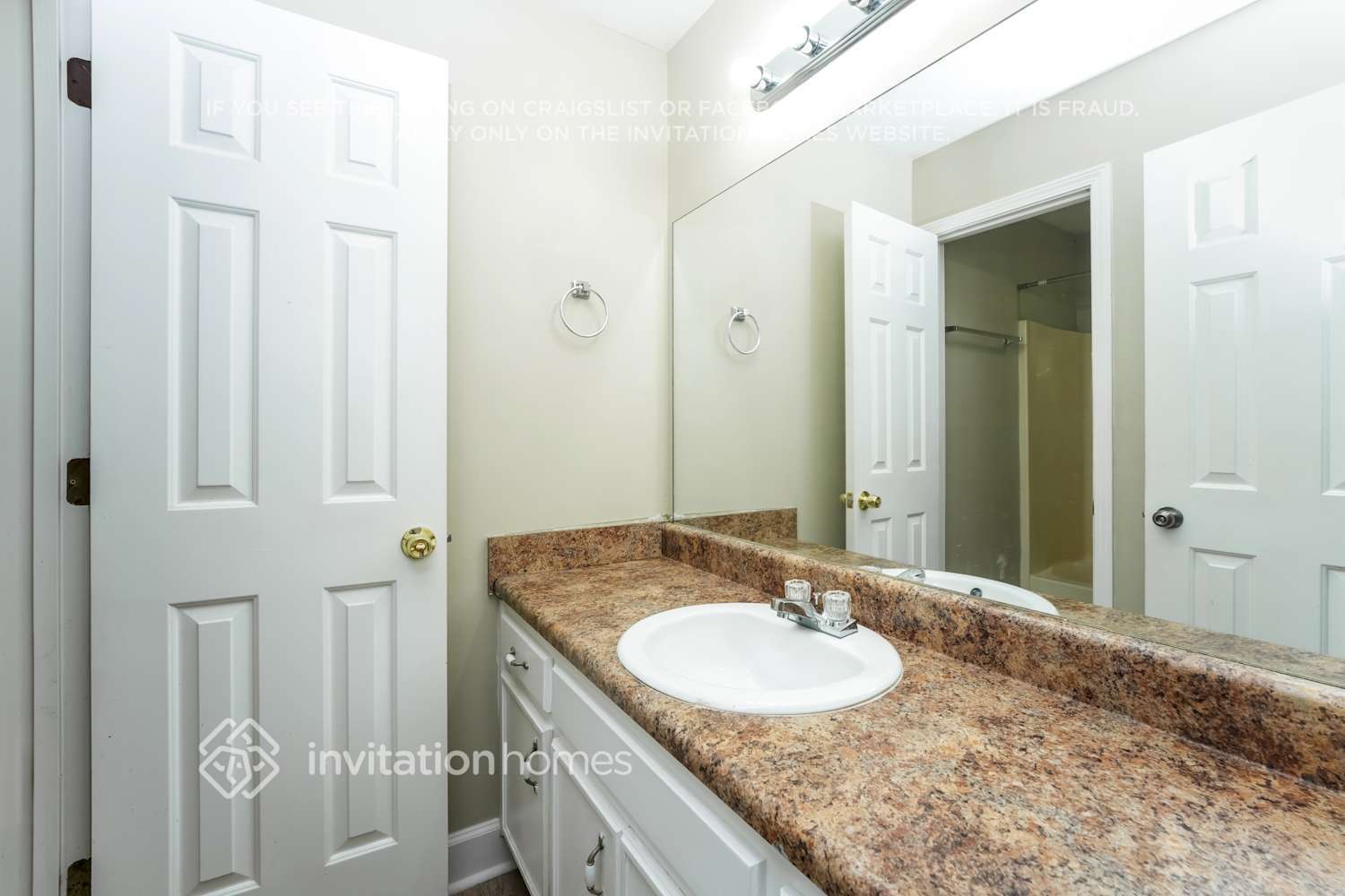Building Photo - 5055 Shadow Path Ln SW