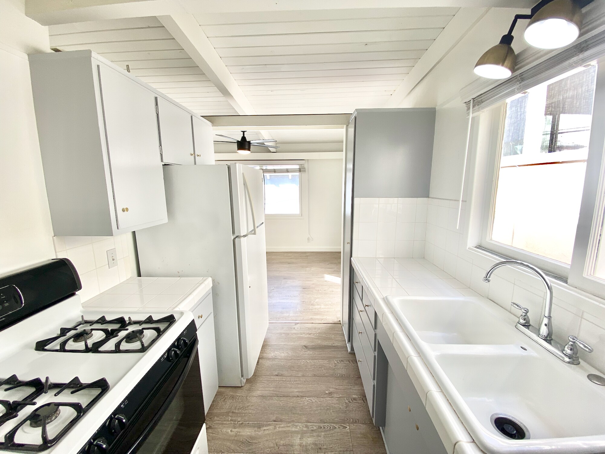 Building Photo - 121 Rosecrans Pl