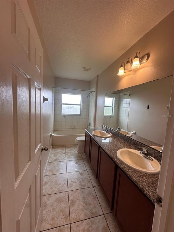 Building Photo - 4028 Marina Isle Dr