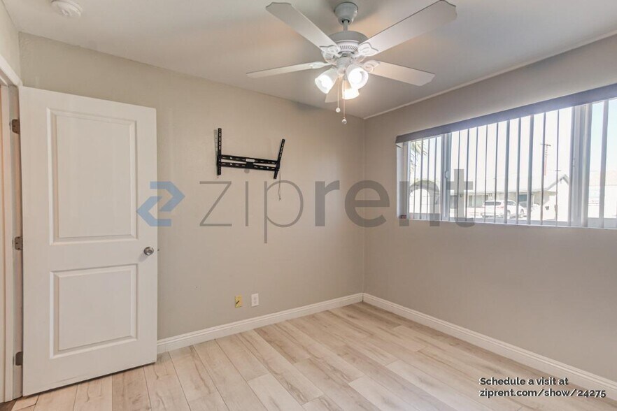 Building Photo - 1214 N 78th St