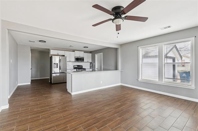 Building Photo - 410 Ayres St