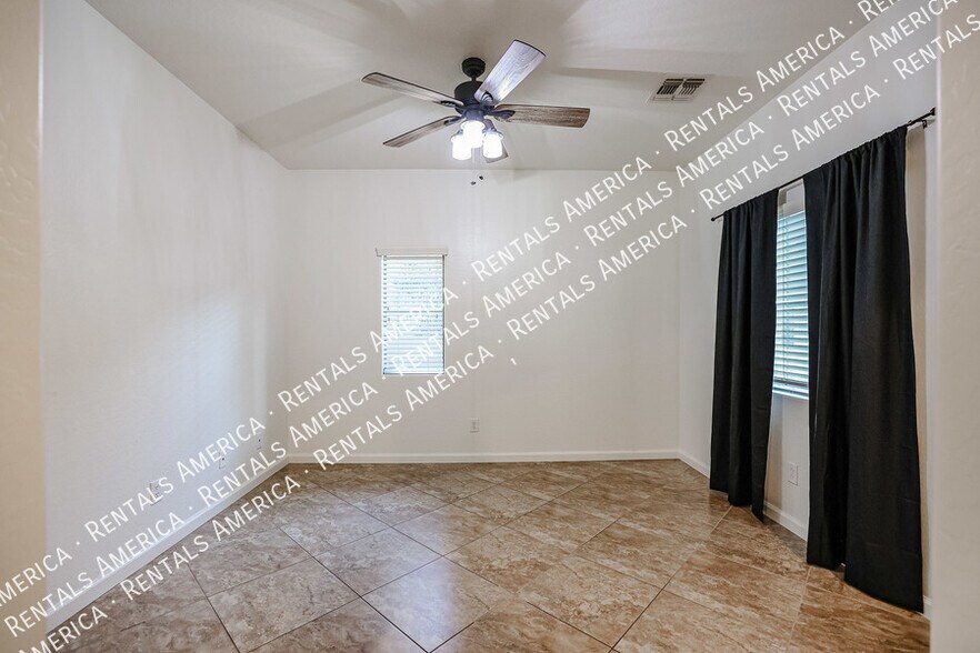 Building Photo - 22076 N 103rd Ln