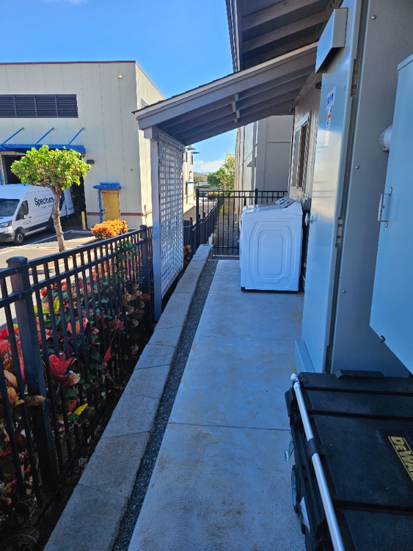 Building Photo - 89 Paa St