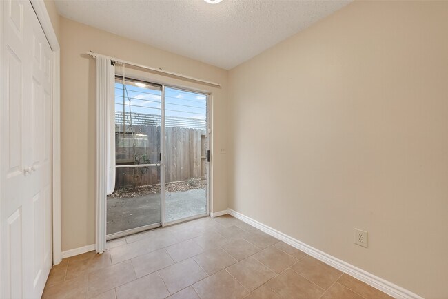 Building Photo - 13514 Clayton Hill Dr