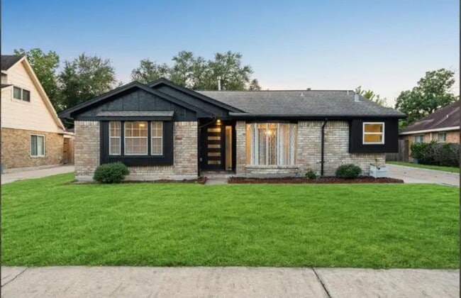 Primary Photo - 11630 Sagemeadow Ln