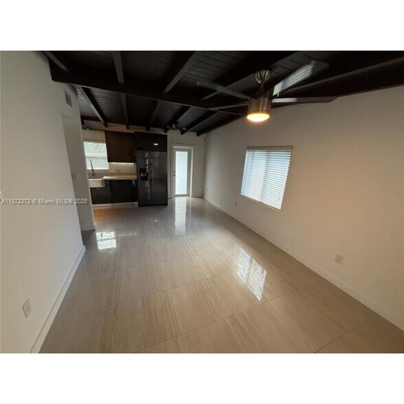 Building Photo - 4910 SW 98th Avenue Rd