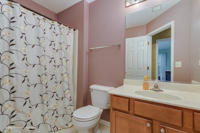 Building Photo - 2417 Stoughton Cir