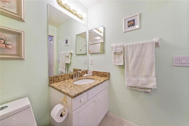 Building Photo - 1315 Saxony Cir