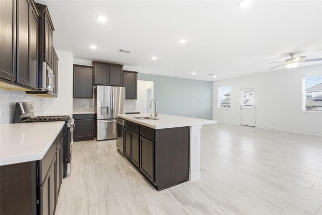 Building Photo - 209 Thurman Holt Rd