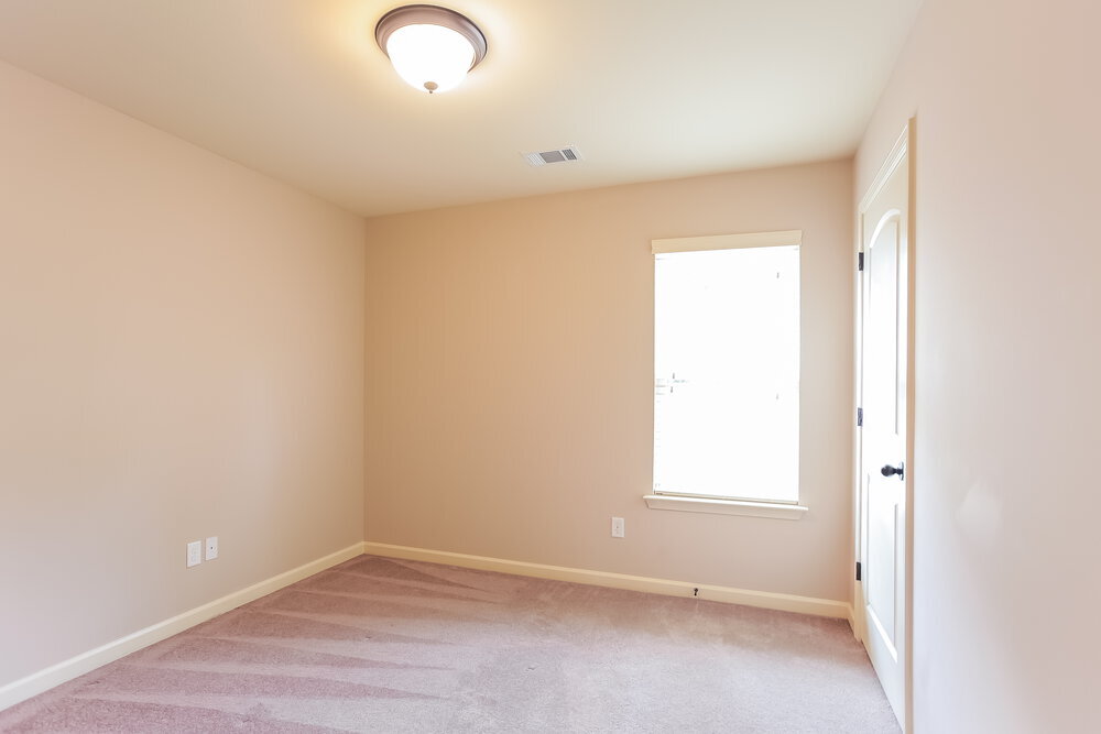 Building Photo - 2665 Cherry Tree Dr