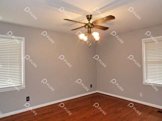 Building Photo - 1717 Haynes Ave NE