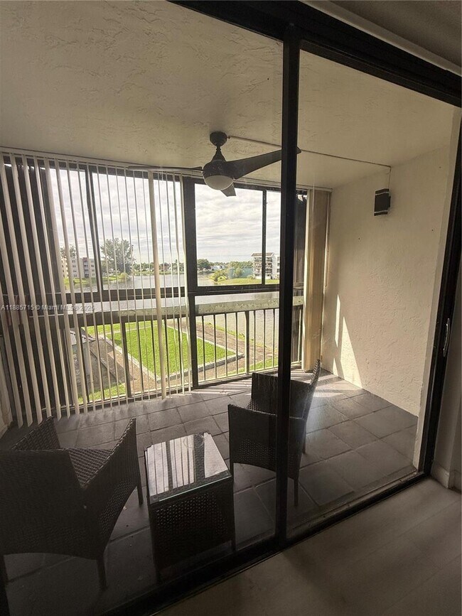 Building Photo - 12219 SW 14th Ln