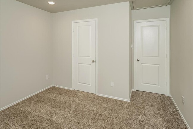 Building Photo - 603 Cherokee Dr