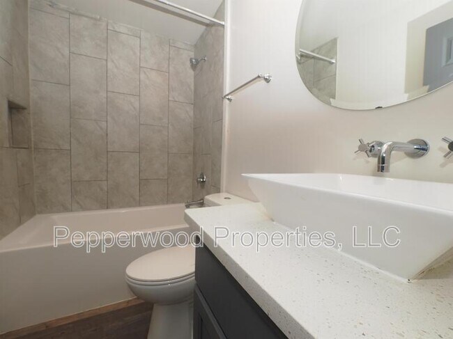 Building Photo - 600 Magnolia St