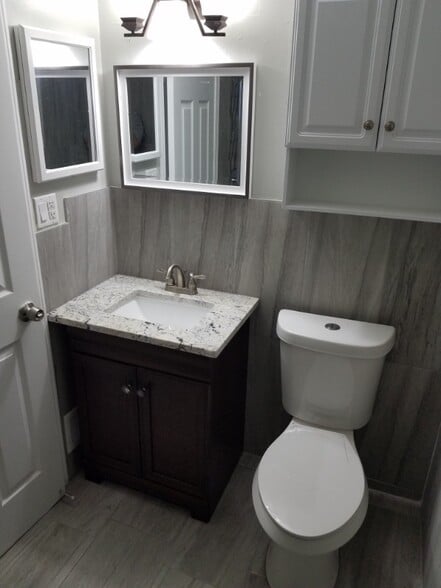 Building Photo - 8945 Shawn Dr