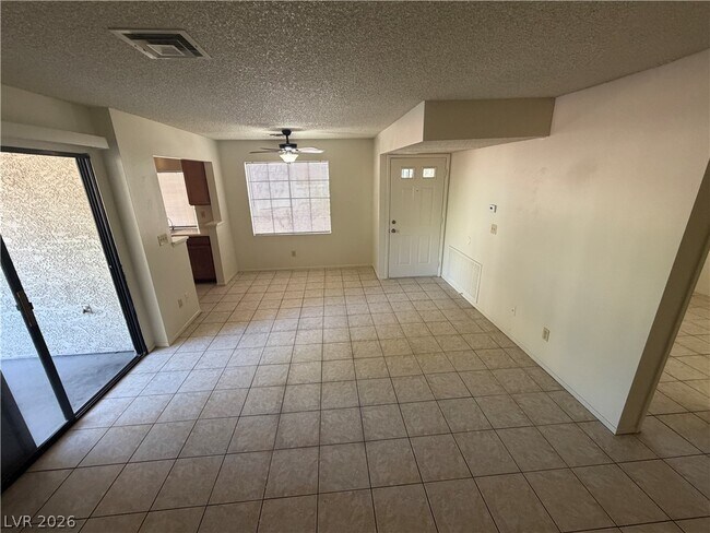 Building Photo - 4736 Nara Vista Way