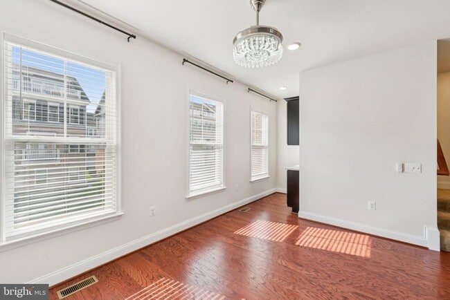 Building Photo - 17258 Herring Gull Ln