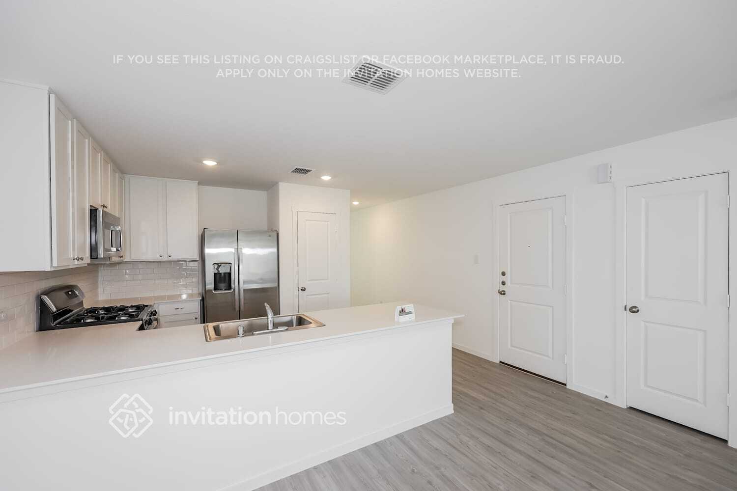 Building Photo - 4012 Drifters Bnd Dr