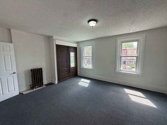 Building Photo - 639 Haws Ave