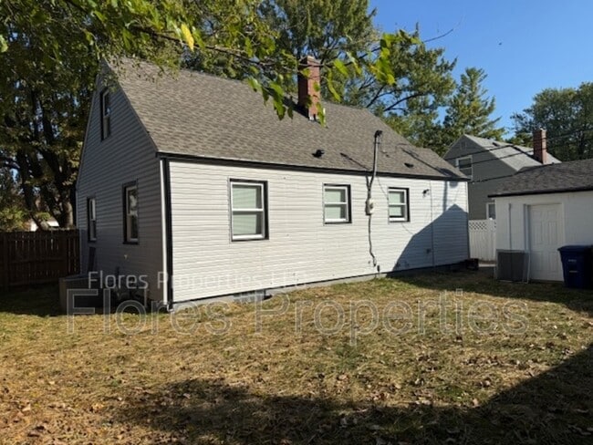 Building Photo - 3181 Gerbert Rd