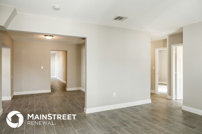 Building Photo - 9311 SW 38th St