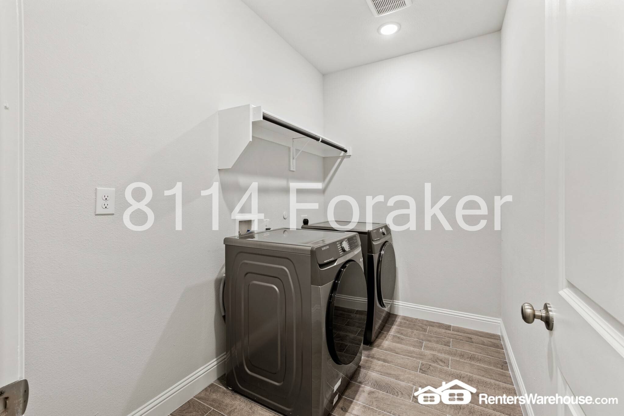 Building Photo - 8114 Foraker St