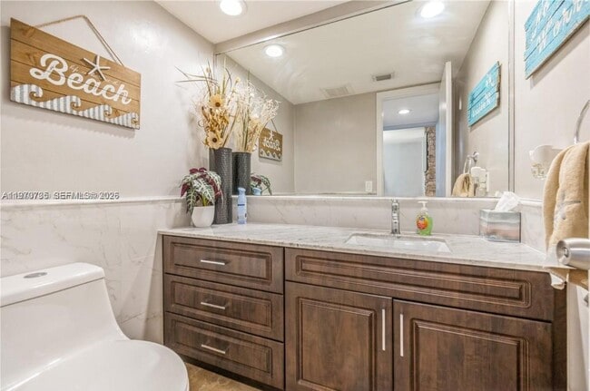 Building Photo - 11208 NW 15th St