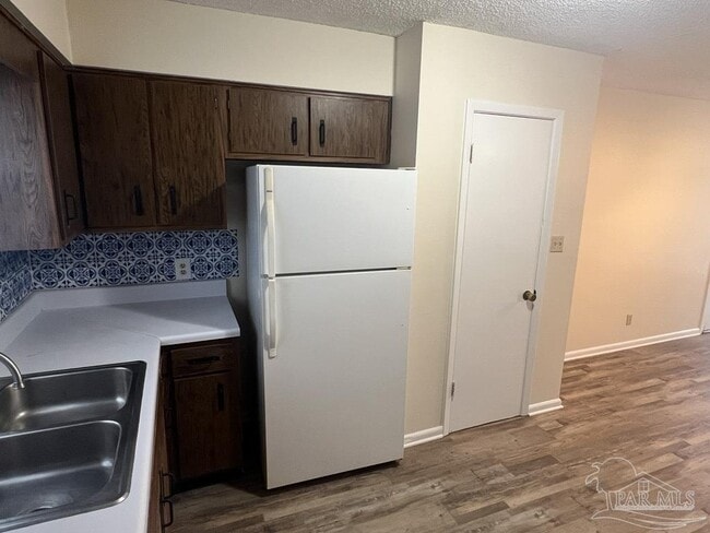 Building Photo - 4050 Claiborne Cir