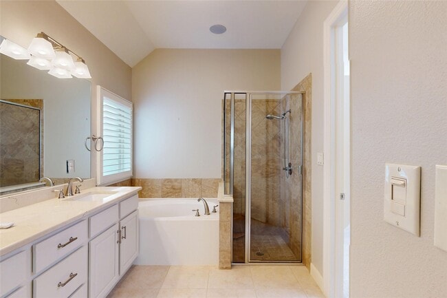 Building Photo - 8870 Van Allen Dr