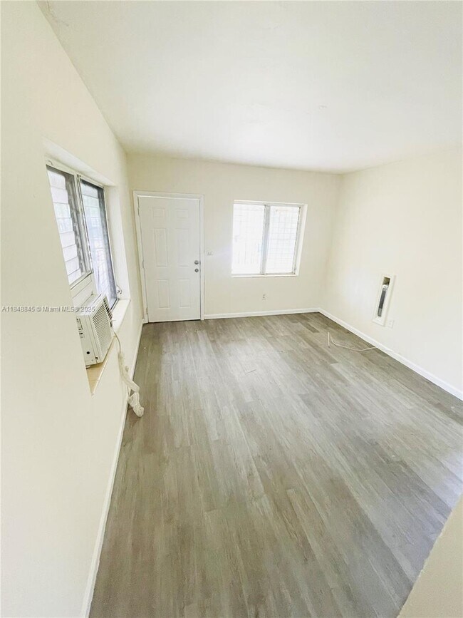 Building Photo - 110 NE 63rd St
