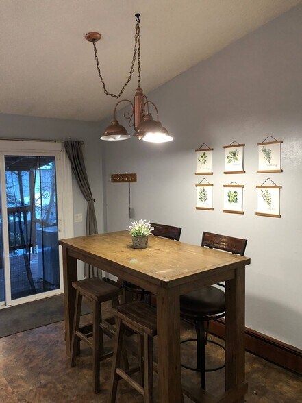 Building Photo - 12741 Tanada Loop