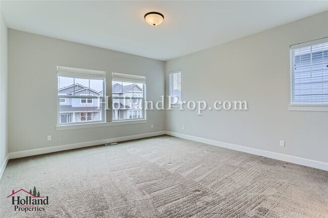 Building Photo - Charming 3-Bedroom Retreat in Quiet Beaverton Neighborhood