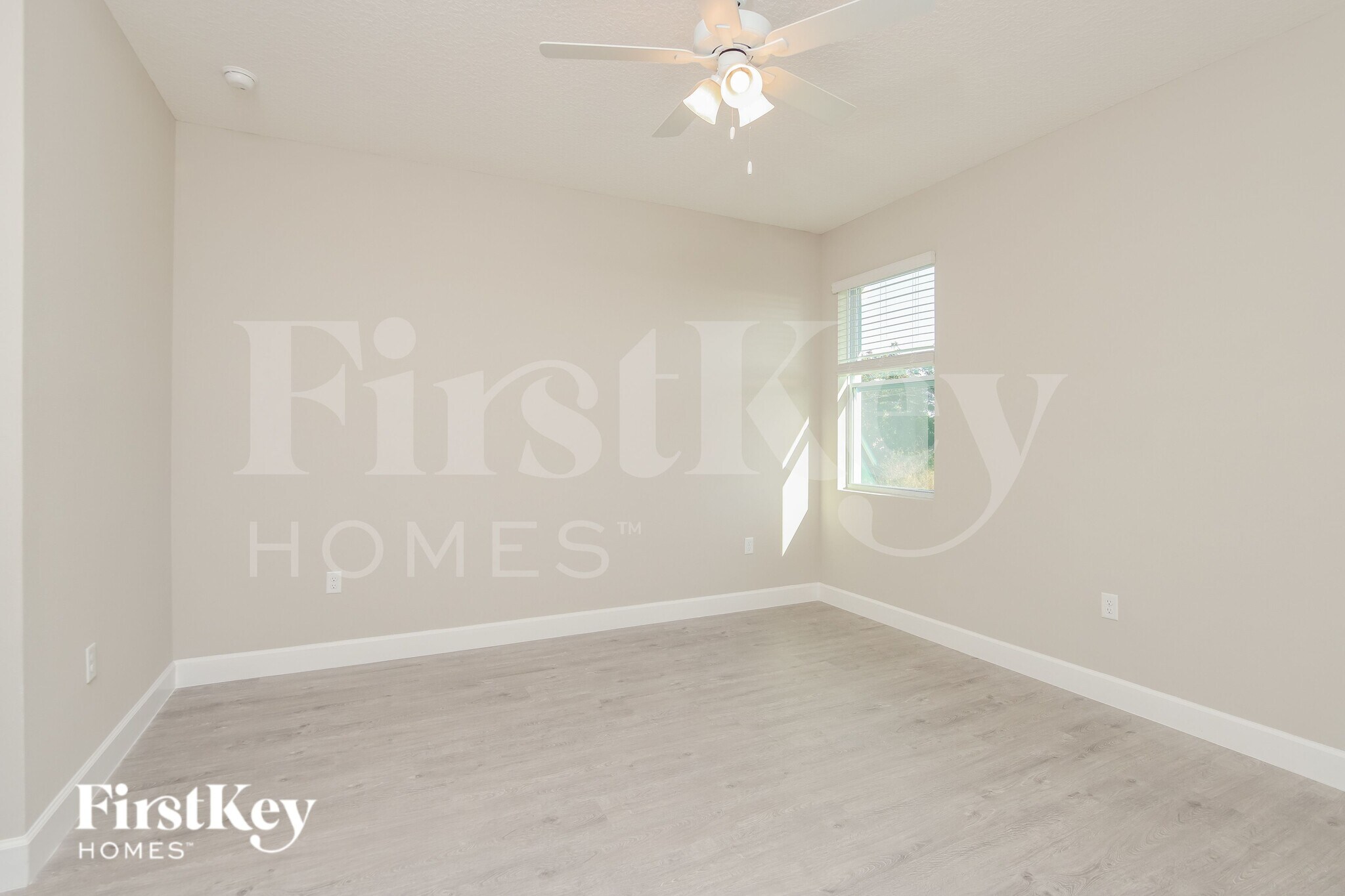 Building Photo - 109 Hillock Ave NW