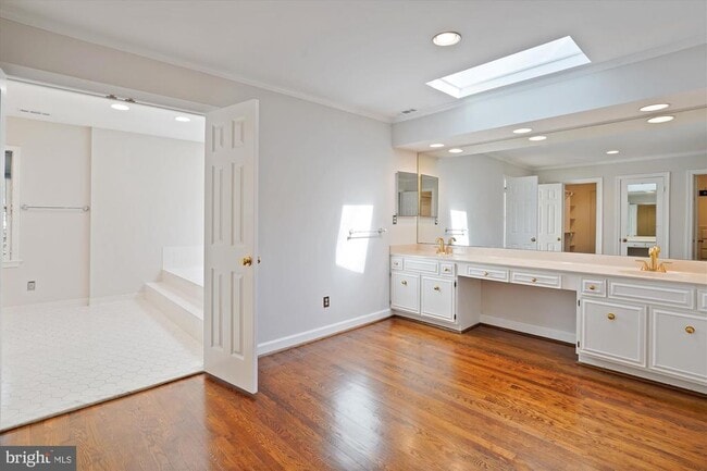 Building Photo - 7804 Lonesome Pine Ln