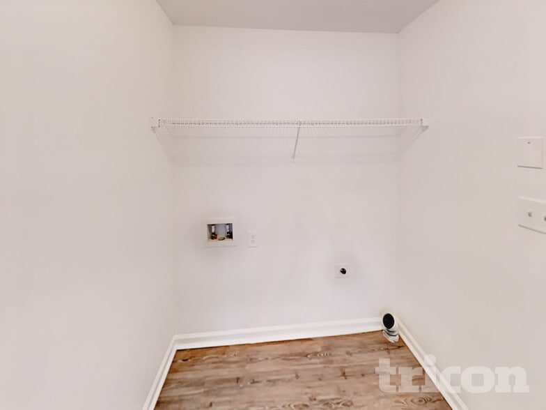 Building Photo - 100 Beaverdam Ct