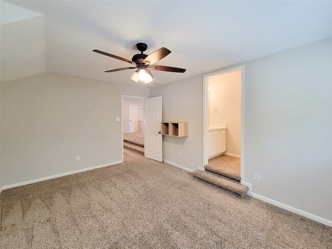 Building Photo - 31406 Capella Cir